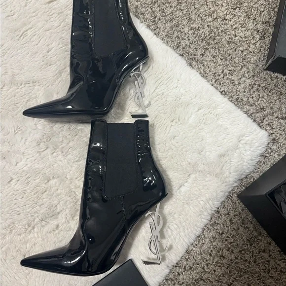 Yves Saint Laurent Glossy Black Heeled Boots - Picture 5 of 7